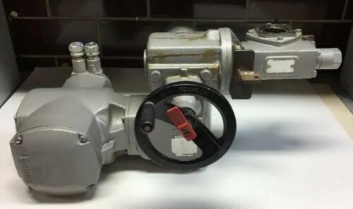 Auma Actuators SAR7.1 Gear Reducer Ratio 21:1 460V Control 24V +Warranty+ Main Image