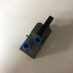 PHD INC RV-5-20 X 4 PNEUMATIC ANGULAR GRIPPER - Image 4