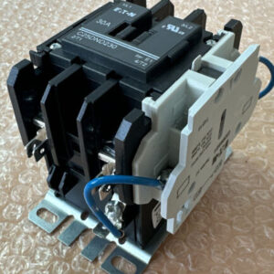 NEW IN BOX- Eaton C25DND2301T Definite Purpose Contactor 30A/40A 24VDC 2 Poles - Image 5