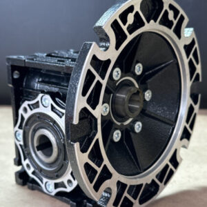 NEW NO BOX- Dorner Motovario 32M005ES NMRV 040 5:1 Ratio Right Angle Gearbox - Image 9