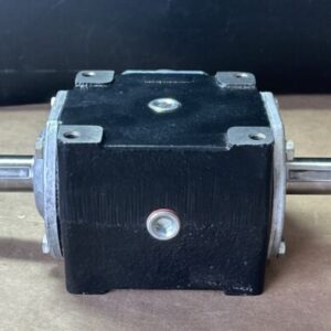 NEW- Von Ruden 90002 40-57 E Bevel Gear Drive Speed Reducer 1" Shaft 1:1 Ratio - Image 7