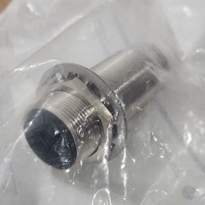 *FACTORY SEALED* Allen-Bradley 871C-A10N30-R3 Proximity Sensor + Warranty! - Image 6