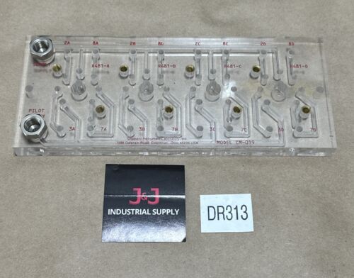 Clippard CM-019 No Tie Down Circuit Manifold CM019 For R481 4-Way Valve WARRANTY Main Image