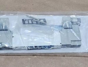 *FACTORY SEALED* SMC SY5440-5DZ Double Solenoid Valve 5-Port + Warranty! - Image 3