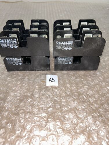 (4) SHAWMUT 30313 FUSE BLOCK 30A 600V 3P NNB Main Image