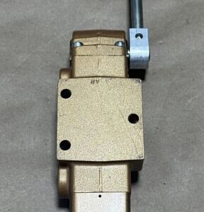 NEW NO BOX- Versa Valve VNH-4202 Brass Pneumatic Directional Valve 200PSIG 🇺🇸 - Image 5
