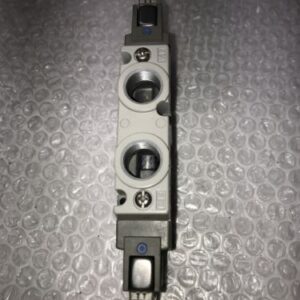 ** Preowned SY9220-5LZ-03 SMC solenoid valve pneumatic distributor # - Image 5