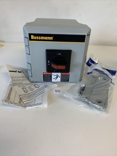NEW CARLON LAMSON &SESSIONS BUSSMAN * DISCONNECT SWITCH ENCLOSURE * ENF32P-3PBJ Main Image
