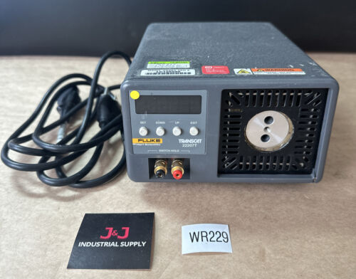 PREOWNED- Fluke / Hart Scientific 9140 TRANSCAT 22207T Dry Well Calibrator Main Image