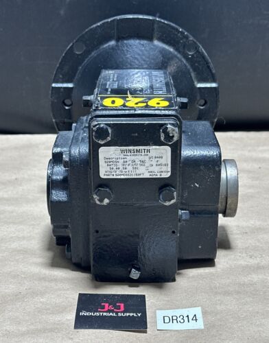 NEW - Winsmith 920MDSN 50:1 Right Angle Gearbox 920MDSS31160FT .50Hp 591”Lbs Tor Main Image