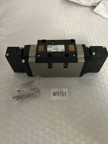 SMC VFS4200-5FZB Pneumatic Solenoid Fast Shipping!+ Warranty Main Image