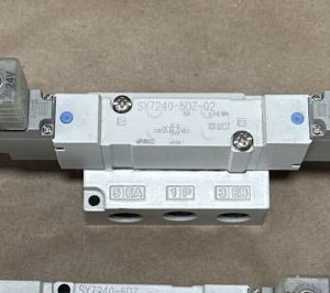 WHOLE LOT- SMC (13) SY7240-5DZ & (4) SY7240-5DZ-02 Solenoid Valves || WARRANTY! - Image 3