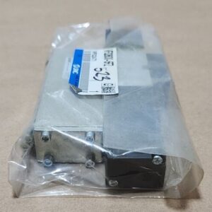 *BRAND NEW SURPLUS* SMC VFS2600-5FZ Solenoid Valve 21-26Vdc 4/5-Port + Warranty! - Image 3