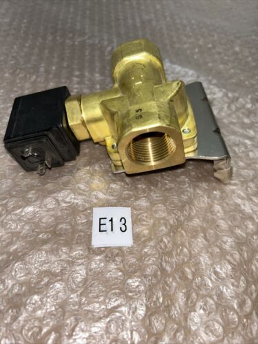 NEW SMC VXD2150-06-5DZ1-B MEDIA VALVE NNB FAST SHIPPING!+ WARRANTY Main Image
