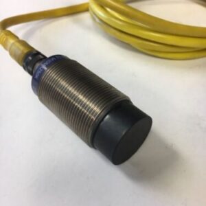 Telemecanique XS2-M30MA250K Proximity Switch 24-240V Warranty! - Image 6