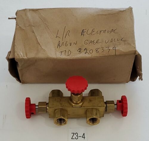 *NEW IN BOX* Dwyer Instruments A-309 3-Way Manifold Valve + Warranty! Main Image
