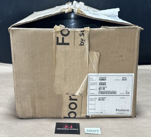 Foxboro IDP10-D22C21F-M2L1 Pressure Transmitter W/ Pentair M4AVIS Mount+Fitting Main Image