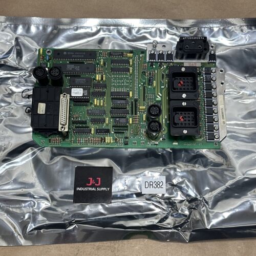PREOWNED- EFKA 0503810A Circuit Board For Sewing Machines || FAST SHIPPED 🇺🇸 Main Image