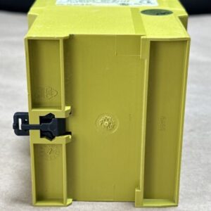 NEW NO BOX- PILZ PNOZ 11 24VAC 24VDC 7n/o 1n/c *HAIRLINE CRACK* || WARRANTY 🇺🇸 - Image 8