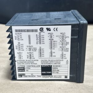 PREOWNED- Yokogawa UT550-02 S3 Digital Indicating Controller 100-240VAC 20VA Max - Image 2