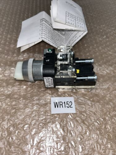 ALLEN-BRADLEY 800T-24JWH5KB7AA Ser.U NNB Fast Shipping! + Warranty Main Image
