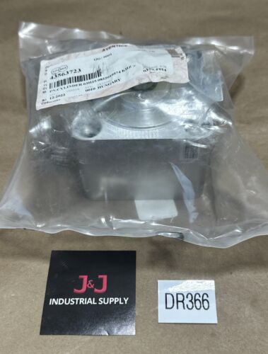 NEW FACTORY SEALED- Aventics 0-822-010-574 Pneumatic Cylinder || FAST SHIPPED! Main Image