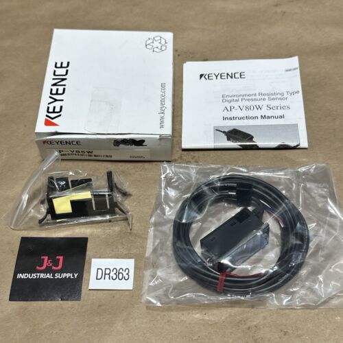 NEW OPEN BOX- Keyence Corp AP-V85W Panel Mount Amplifier Module || FAST SHIPPED! Main Image
