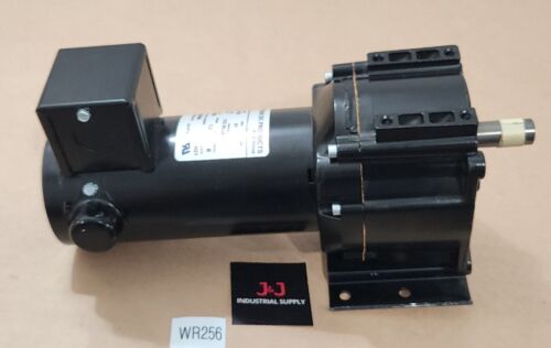 *NEW* Rae Corporation 3130298 DC Motor 90Vdc 61Rpm 1.5A 113 In.Lb TENV +Warranty Main Image