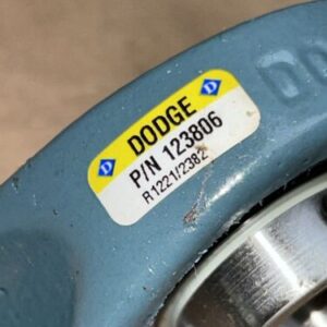 New Dodge 1" Bore Cast Iron Pillow Block Ball Bearings 123806 P2B-SC-100 NIB - Image 4