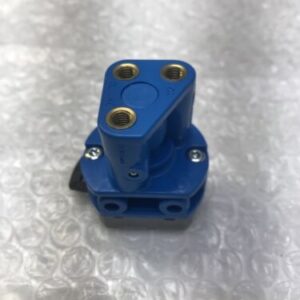 **Festo New (Lot Of 2) Serie C808 Front Panel Mount Valve 6817 SV-3-M5 # - Image 2