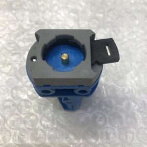 **Festo New (Lot Of 2) Serie C808 Front Panel Mount Valve 6817 SV-3-M5 # - Image 7