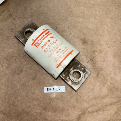 Ferraz Shawmut A70P700 -4 Semiconductor Fuse 700 Amp Fuse Fast Shipping! Main Image
