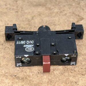 SIEMENS 3SB3420-OC CONTACT BLOCK FAST SHIPPING!+ WARRANTY - Image 3