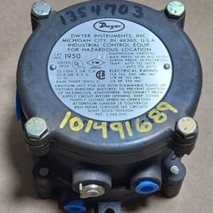 *NEW SURPLUS* Dwyer 1950-00-2F Differential Pressure Switch 480Vac + Warranty! - Image 2