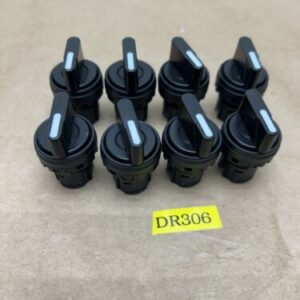 (8) IDEC HW1S-33T FAST SHIPPING!+ WARRANTY - Image 1
