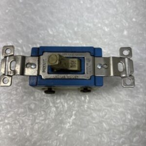 ** Hubbell &Leviton Preowned Lot of 6 Toggle Light Switches 120-277 VAC 20A # - Image 7