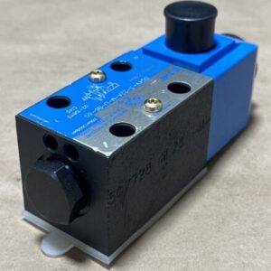 NEW NO BOX- Eaton Vickers DG4V-3-22A-M-U-B6-60 110/120 Hydraulic Solenoid Valve - Image 5