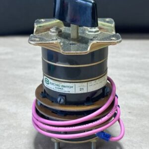 NEW IN BOX Electro Switch Series 21 7I904LH Relay Switch 10A - 125VAC + WARRANTY - Image 3