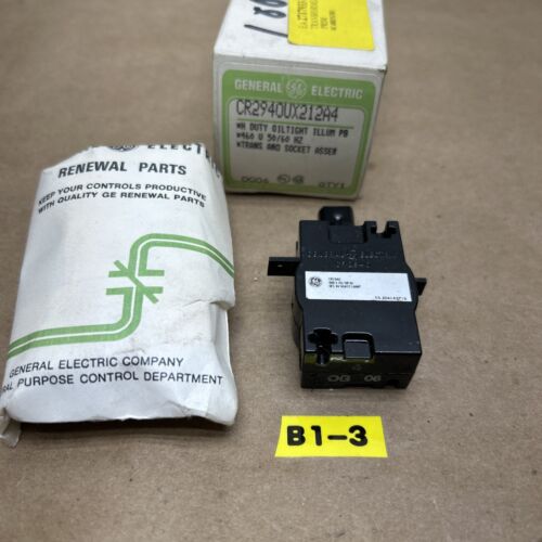 General Electric CR2940UX212A4 Pilot Light Transformer Assembly W/ Socket Assem. Main Image