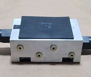 *NEW SURPLUS* Parker WFP MDRV-02-S-35 Manifold w/ RD103S35 Valves + Warranty! - Image 6