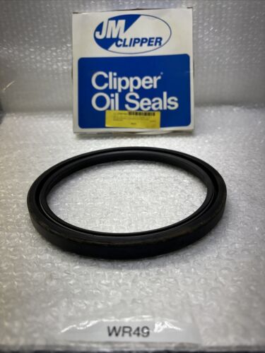 **NEW IN BOX JM CLIPPER OIL SEAL 022S03L4B2 58115# Main Image