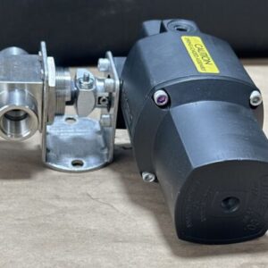 NEW NO BOX- Whitey / Swagelok 133SR Actuator + SS-45F8-33CD Valve || WARRANTY! - Image 3