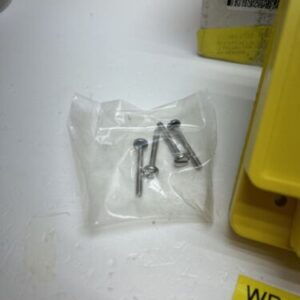 (2) DANIEL WOODHEAD 67W76 WATERTITE FLIP LID FEMALE RECEPTACLE 20A 3Phase 480V - Image 3