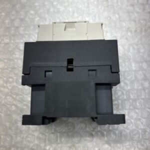 **Schneider Electric Manual Motor Starter Contactor W413809520121 07# - Image 4