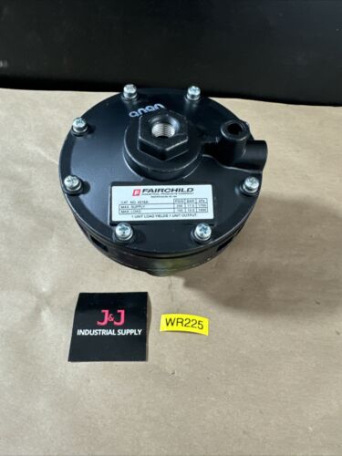 New No Box FairChild Model 4516A Pneumatic Volume Booster 250/150PSIG Warranty Main Image