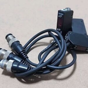 *PREOWNED* [3] Keyence PZ-V33 Photoelectric Sensor 4-Pin 12-24Vdc + Warranty! - Image 6