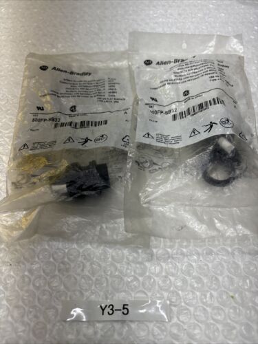 ** New Allen Bradley(QTYOF2) 800FP-SB32 Selector Switch Black# Main Image