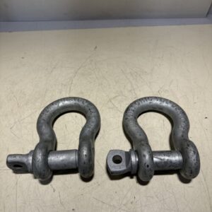 *NEW* Chicago 9-1/2 Ton Galvanized Steel 1-1/8" Shackle Clevis 9.5 (Qty Of 2) - Image 1