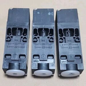 *PREOWNED* [3] Moeller AT0-11-1-ZB Safety Interlock Switch & [1] Key + Warranty! - Image 6
