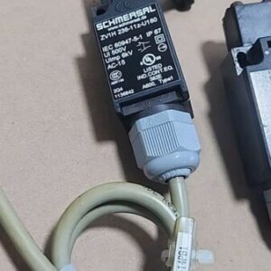 *PREOWNED* [3] Schmersal ZV1H 236-11z-U180 Limit Switches 500V 6kV + Warranty! - Image 2